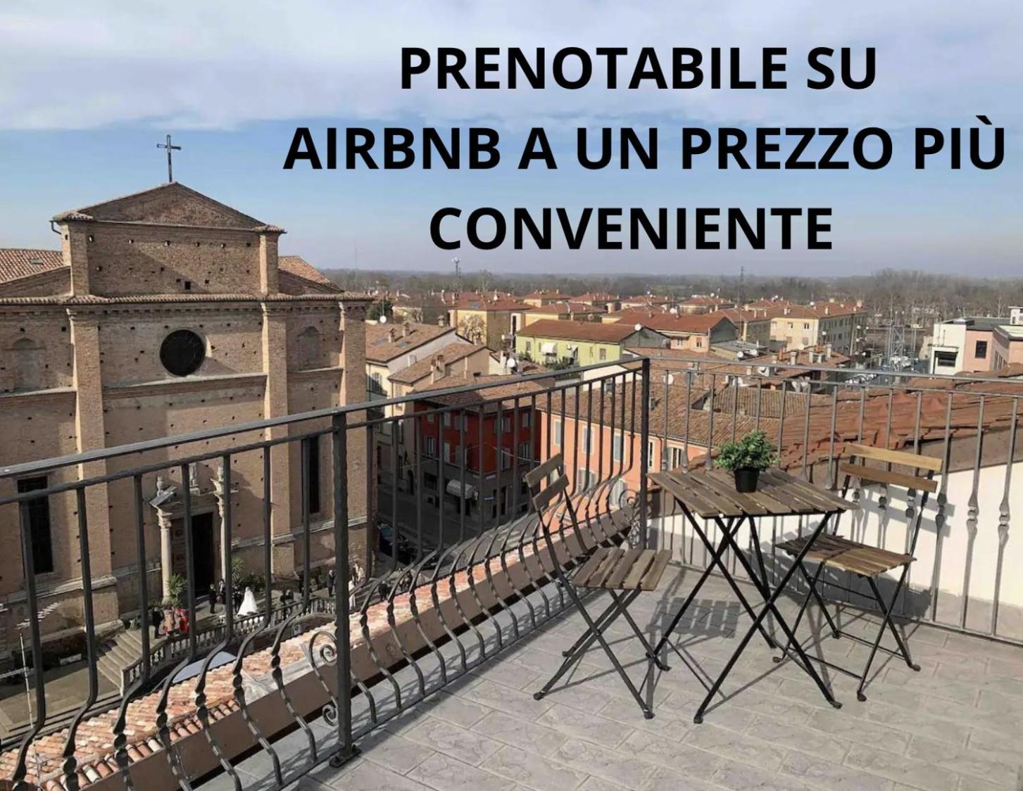 Mansarda Con Vista In Centro A Piacenzaアパートメント エクステリア 写真
